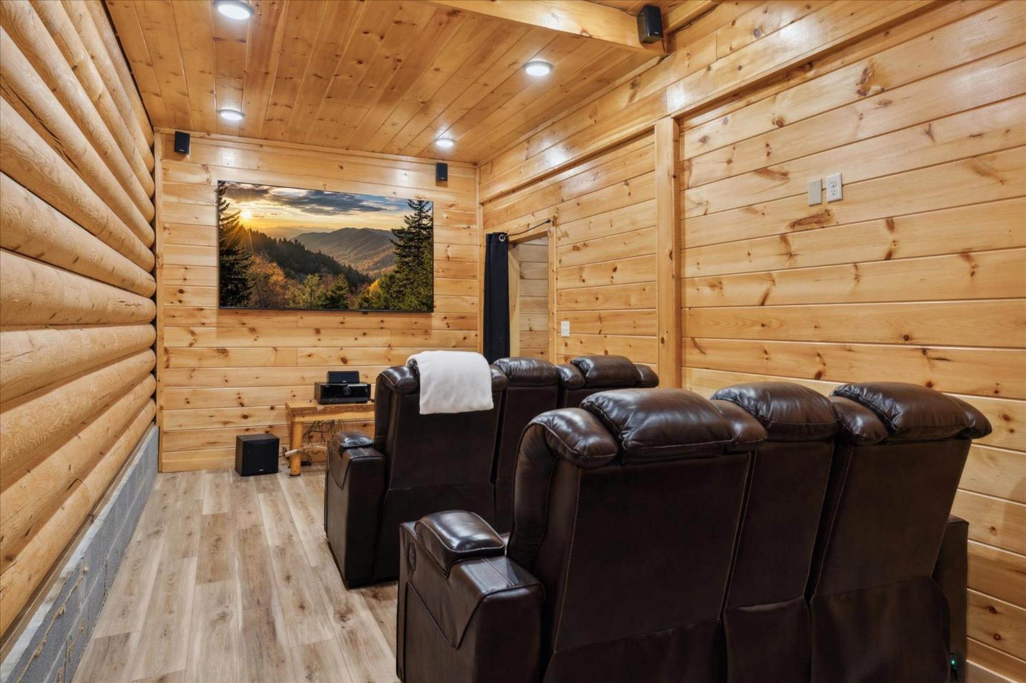 Hot Tub Fire Pit Game Room Theater Easy Access Sleeps 12 - Black Bear Lodge Pigeon Forge Zewnętrze zdjęcie