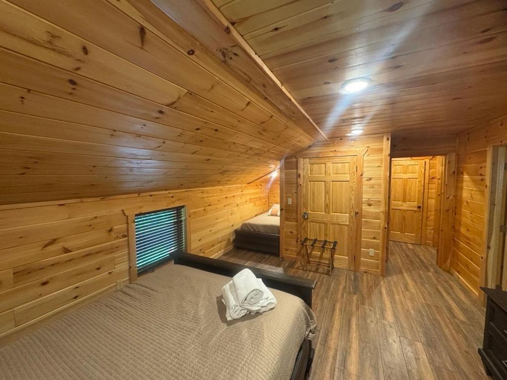 Hot Tub Fire Pit Game Room Theater Easy Access Sleeps 12 - Black Bear Lodge Pigeon Forge Zewnętrze zdjęcie
